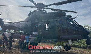 TNI Terus Bergerak, Logistik Sampai ke Desa Terpencil Pascabencana Aceh