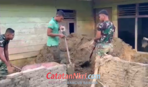 TNI Fokus Bersihkan Rumah Lansia di Lokasi Tedampak Bencana Sumatra