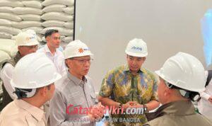 Legislator Gerindra M Husni dan Ade Jona di Bulog Sumut